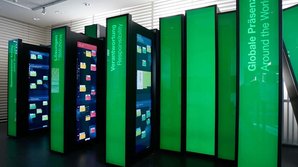 Multi-screen interactive timeline in museum installation