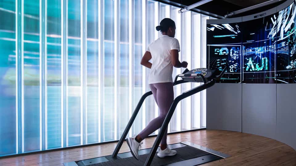 Interactive treadmill experience in flagship retail store
